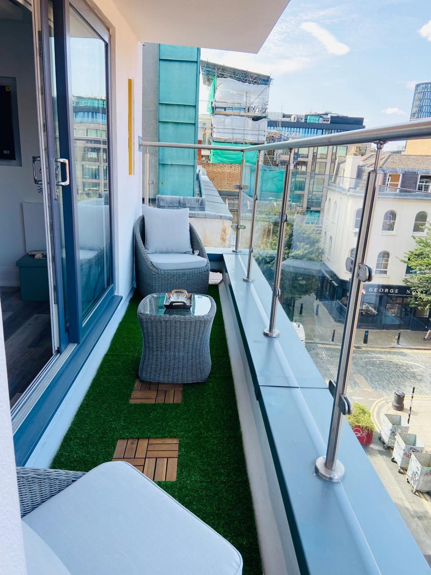 Luxury Shoreditch Penthouse! Londen
